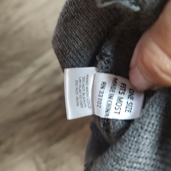 Stanley two tone knit beanie one size - Picture 8 of 8